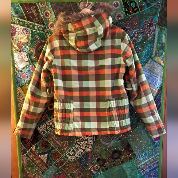 Burton Geo 3/2 Snowboarding Jacket Women New Without Tags - Picture 2 of 16